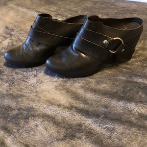 Kork-Ease Leather Clogs with a Heel.